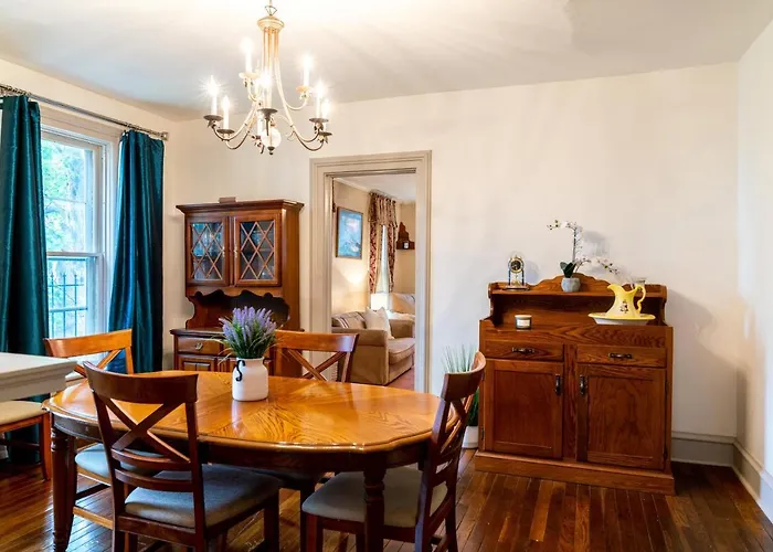 Charming Executive Victorian Mansion W/ Free Parking - Near Bucknell